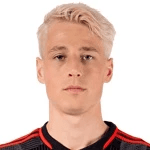 Lukas MacNaughton